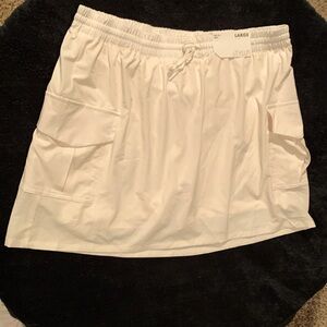 High rise cream color skirt